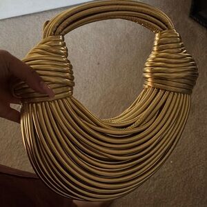 Elegant Gold Women's Necklace